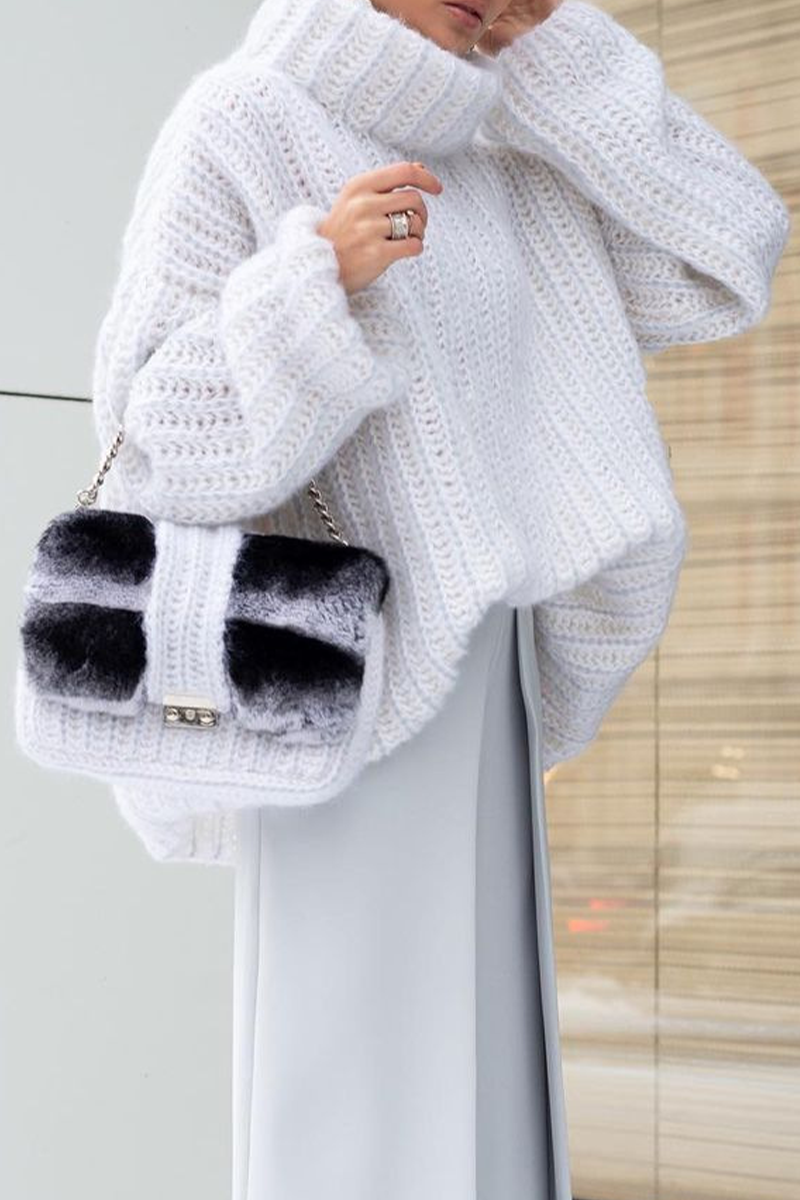 Bohonini Solid Color Weave Turtleneck Sweater for Casual Style