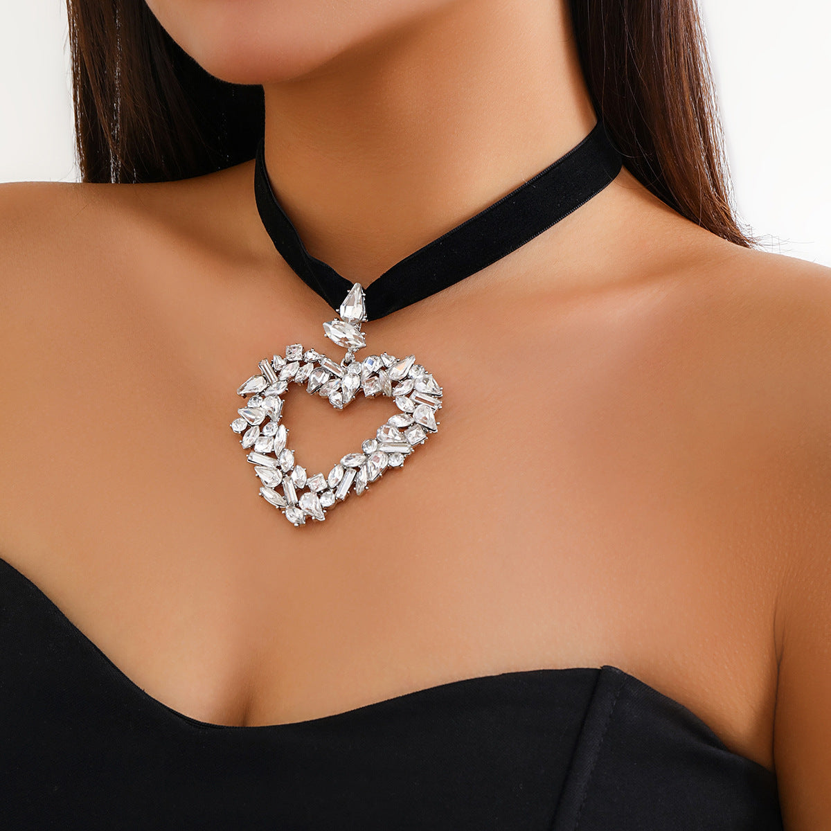 Velvet Rhinestone Big Heart Necklace