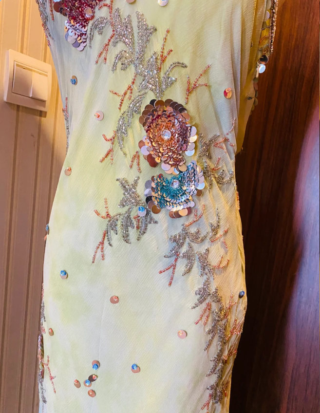 Beautiful Halter Neck Backless Sequined Beaded Chiffon Prom Dress Evening Dress P4182