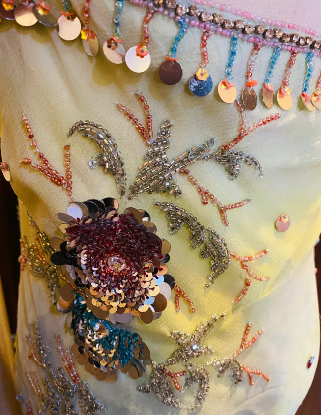 Beautiful Halter Neck Backless Sequined Beaded Chiffon Prom Dress Evening Dress P4182