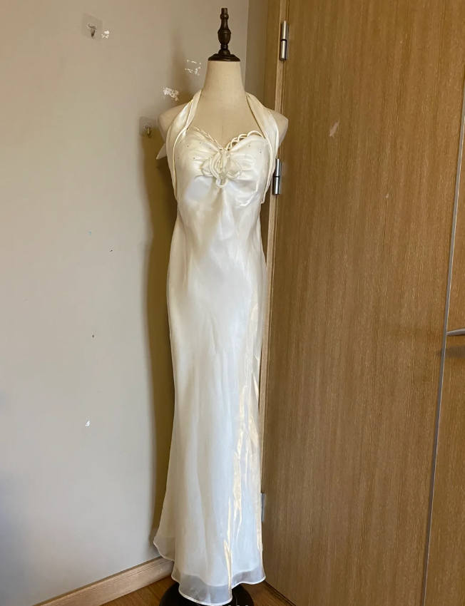 Elegant White Mermaid Halter Neck Satin Long Prom Dress Evening Dress P4185