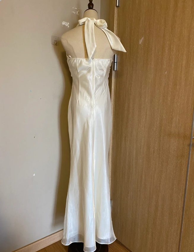 Elegant White Mermaid Halter Neck Satin Long Prom Dress Evening Dress P4185