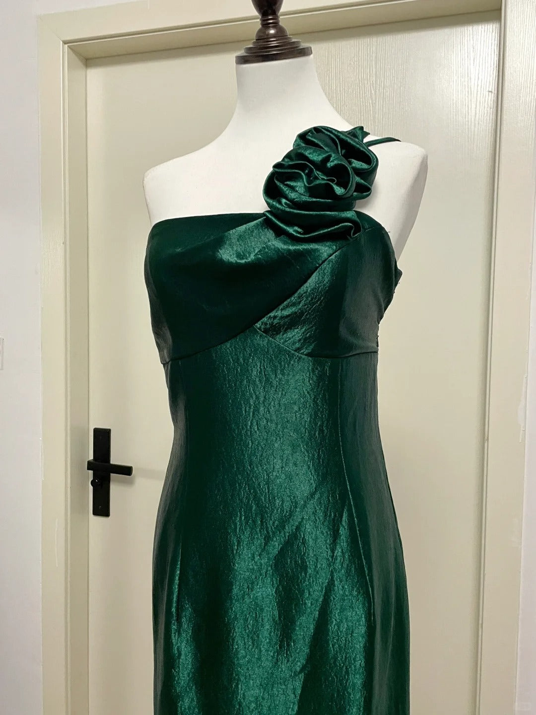 Elegant Dark Green 3D Floral One-shoulder Satin Long Prom Dress Evening Dress P4190
