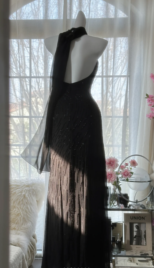 Charming Halter V Neck Black Chiffon Sequin Beaded Mermaid Long Evening Dress Formal Birthday Party Dress D1788