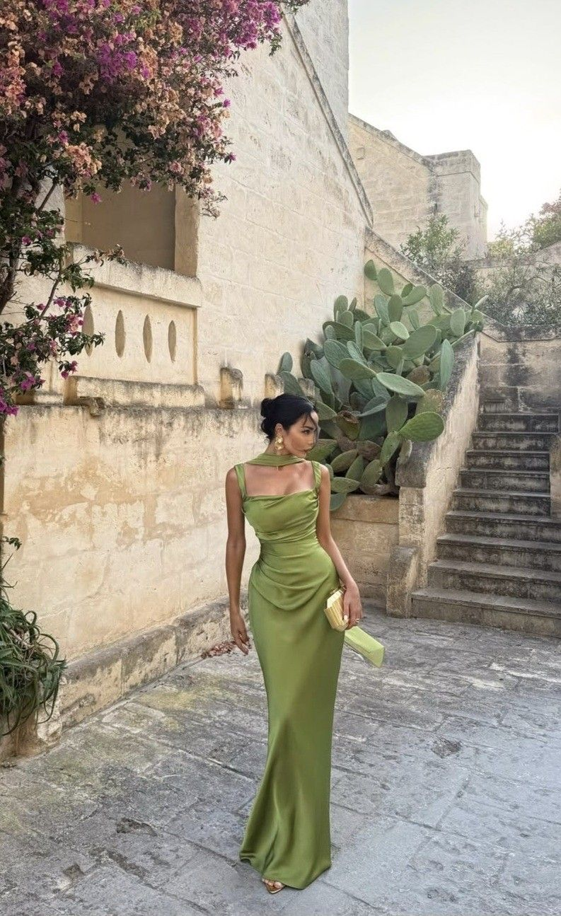 Elegant Green Satin Mermaid Long Wedding Guest Dress Birthday Party Dress D1369
