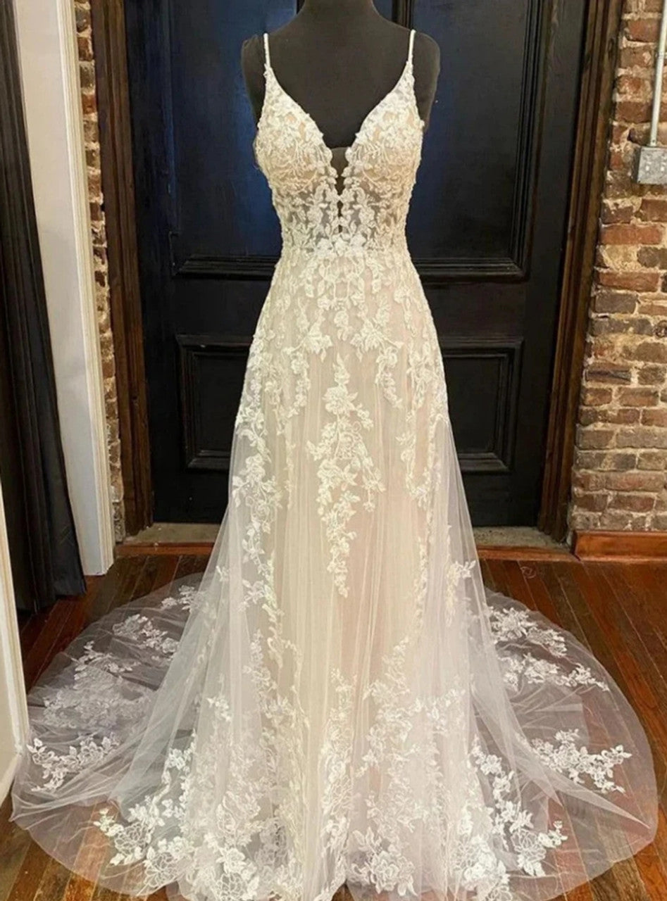 White Tulle Lace V-neck Open Back Wedding Dress