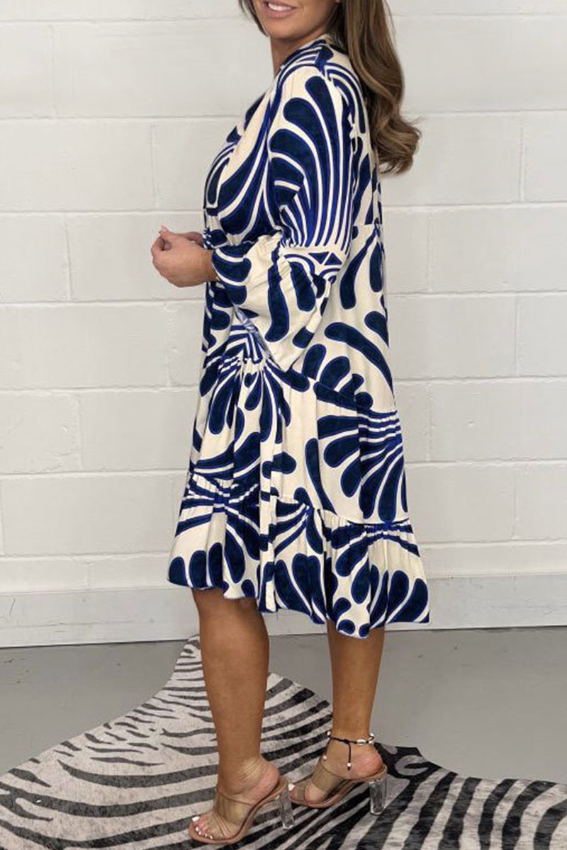 Abstract Floral Print Mandarin Collar Bell Sleeve Midi Dress - View 2