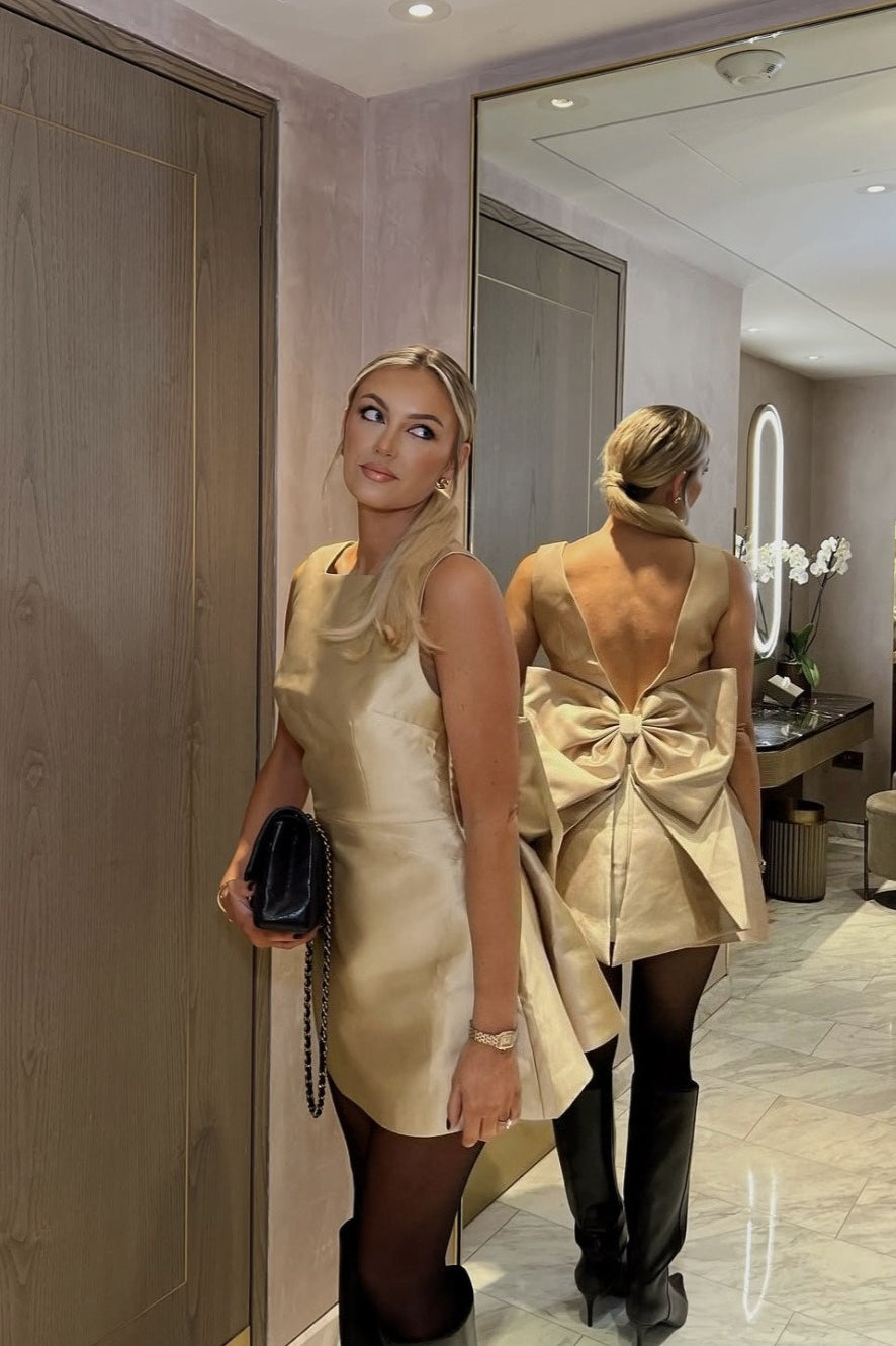 Elegant Square Neck Backless High Waist Mini Dress