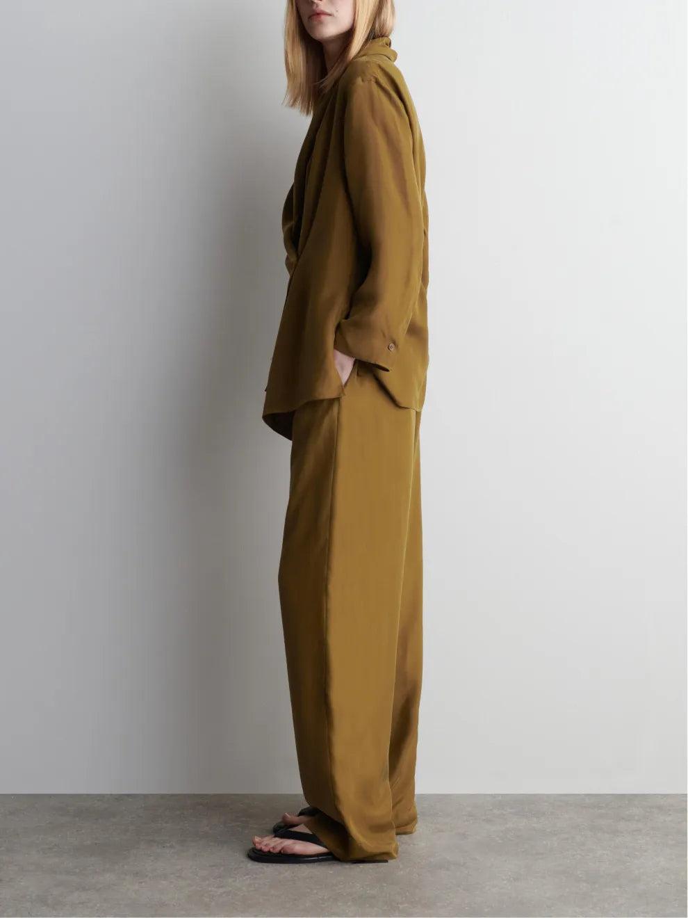 Chic Lapel Coat and Pants Set for Elegant Professional Style