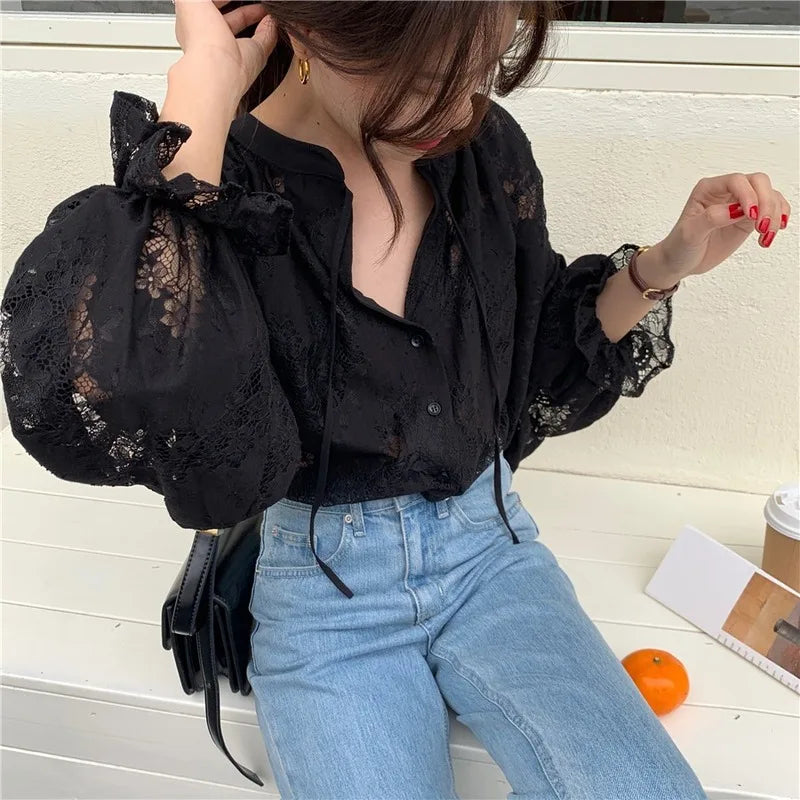 Carved Lantern Long Sleeve Lace Blouse Blusas
