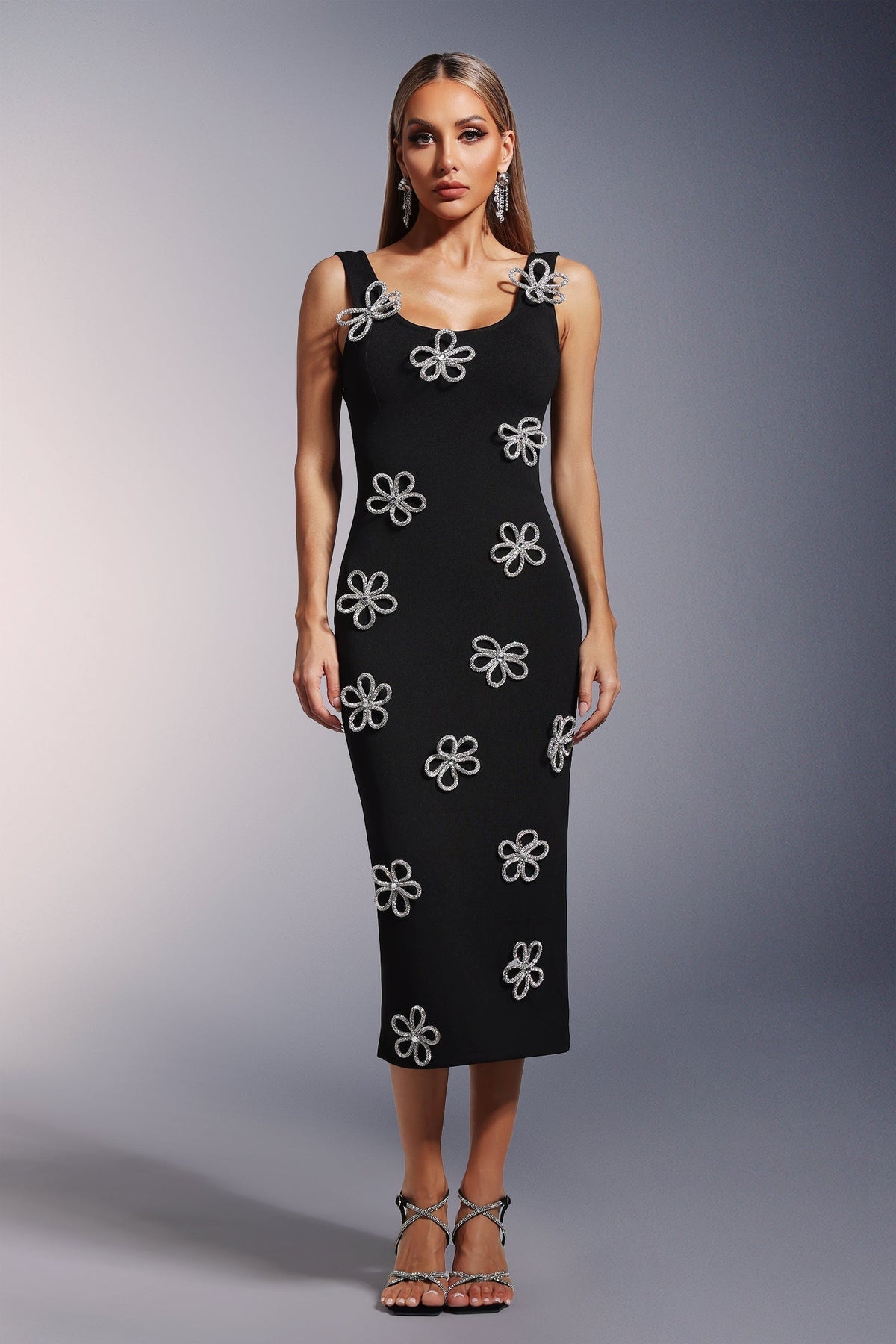 Bandage Scoop Neck Rhinestone Flower Bodycon Midi Dress