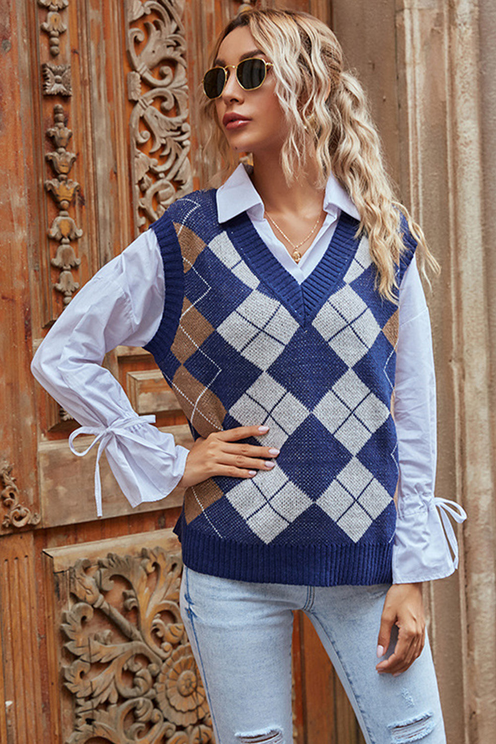 RadyRin V-neck Plaid Knit Sweater Vest for Effortless Style