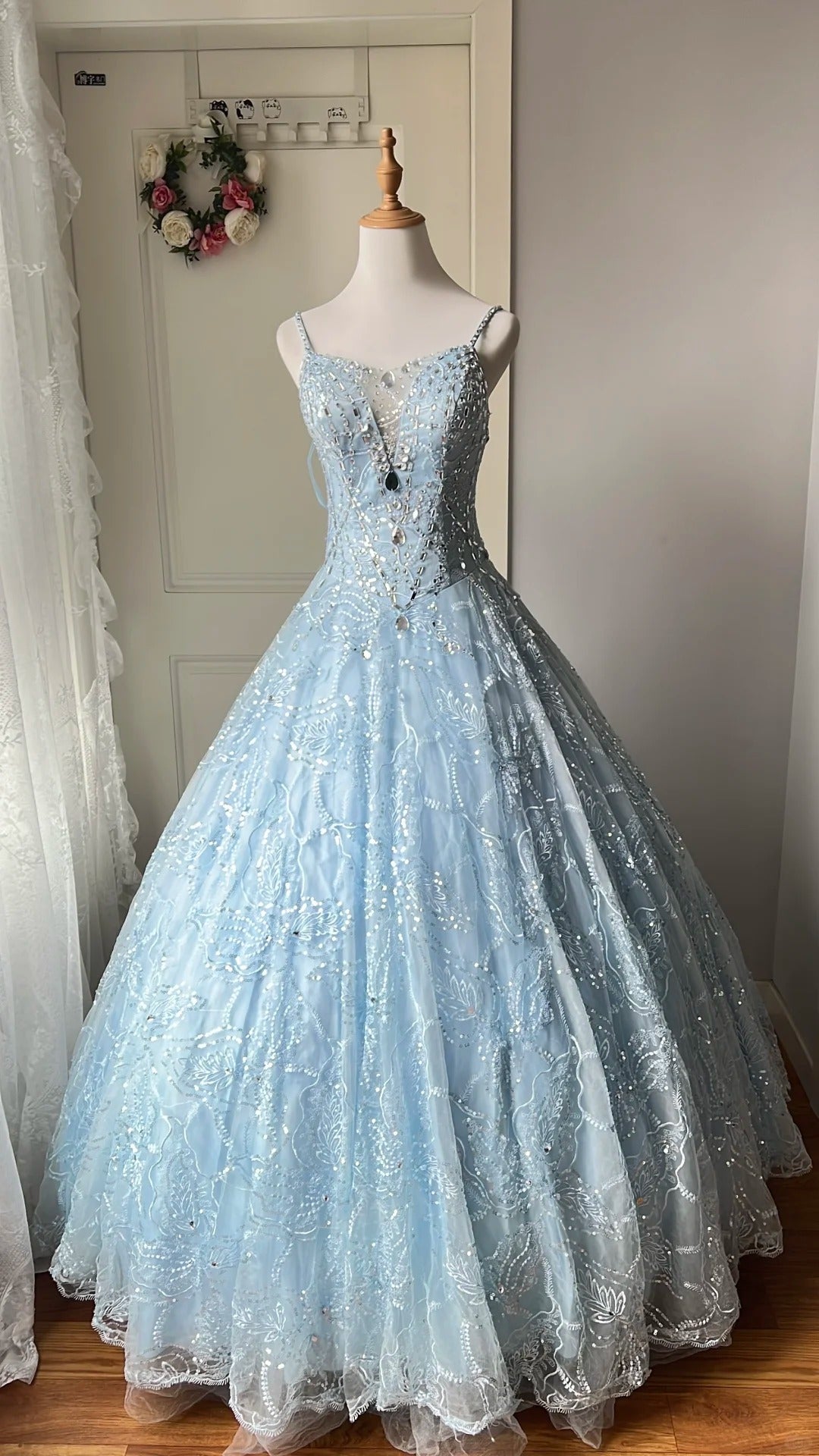 Dreamy Light Blue V-neck Rhinestone Tulle Long Prom Dress Evening Dress P4206
