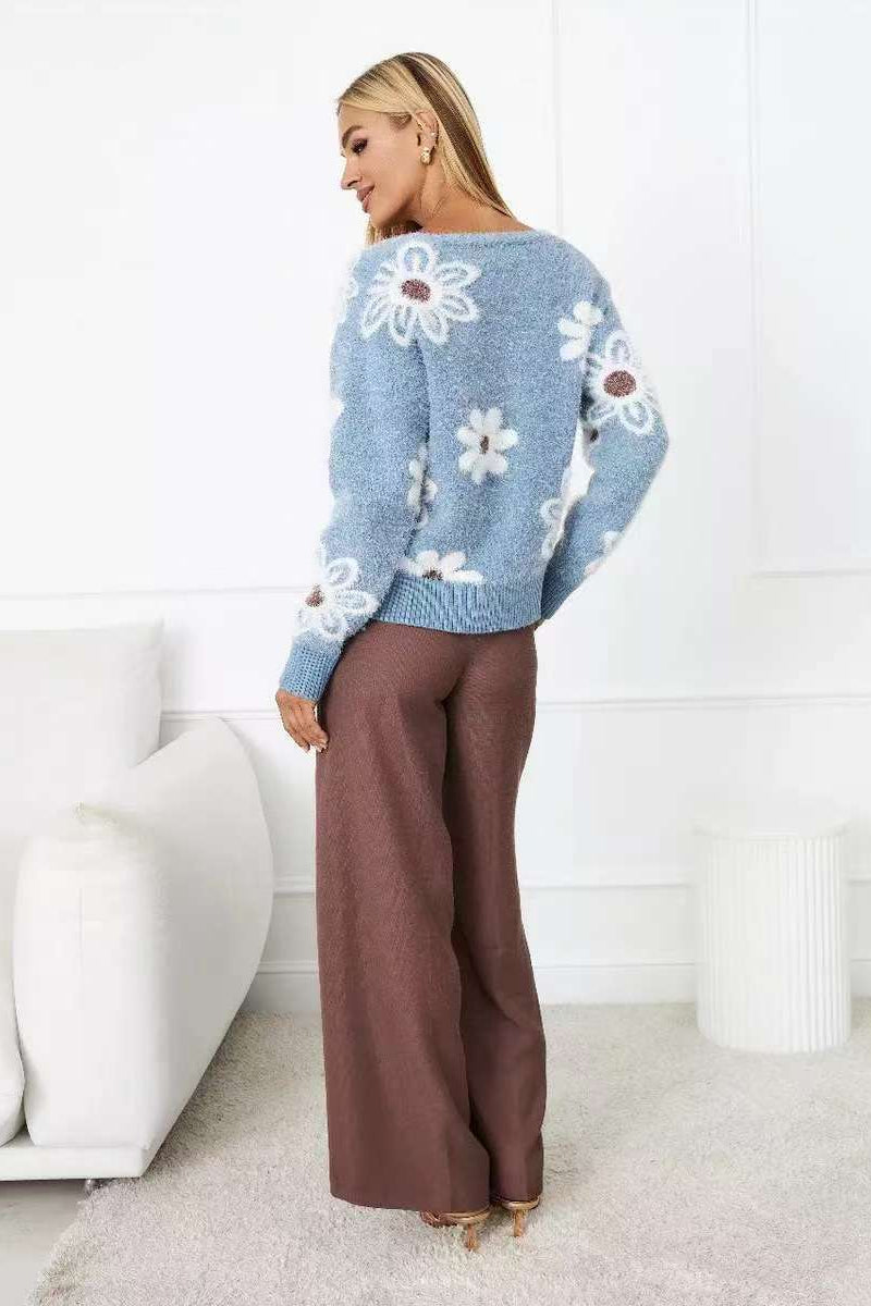 Floral V-Neck Knit Cardigan with Long Sleeves for Elegance
