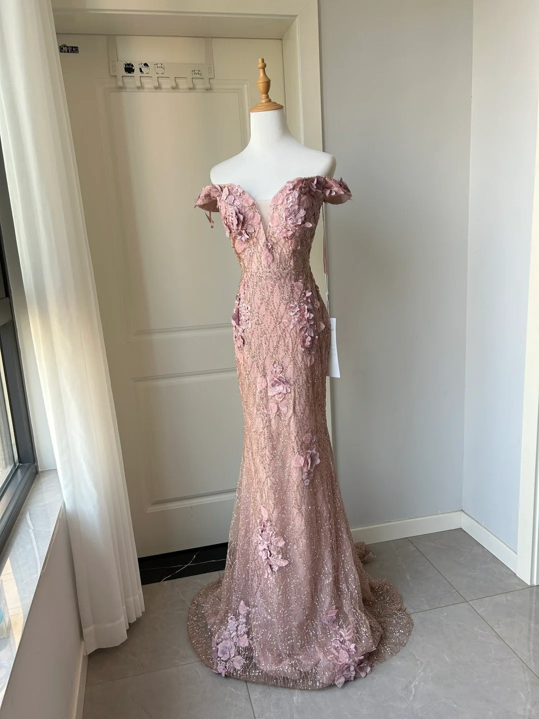 Elegant Pink Mermaid Off-shoulder 3D Floral Sequined Prom Dress Evening Dress P4212