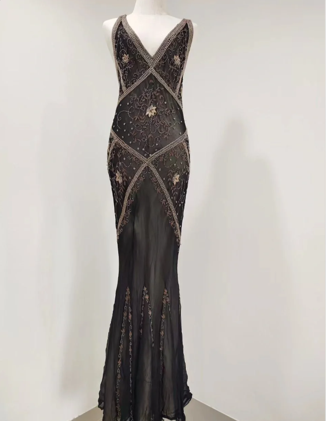 Vintage Black Mermaid V-Neck Backless Beaded Embroidered Chiffon Long Prom Dress Evening Dress P4215