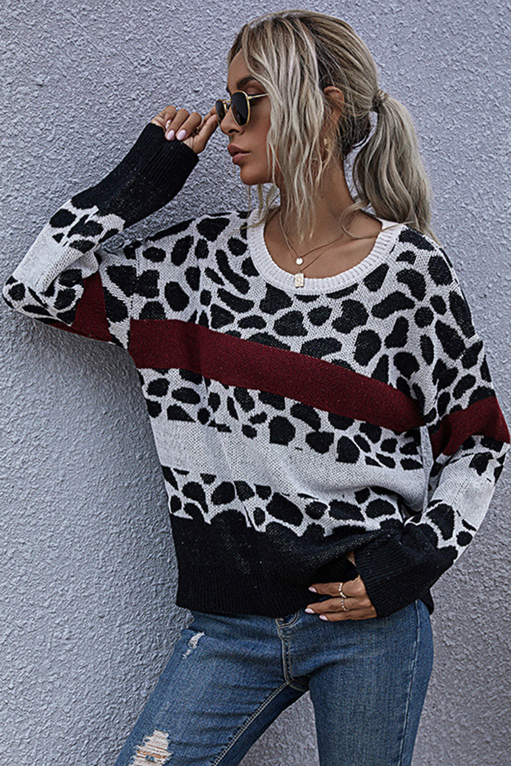 RadyRin Slim-fit Knit Crew Neck Sweater for Effortless Style