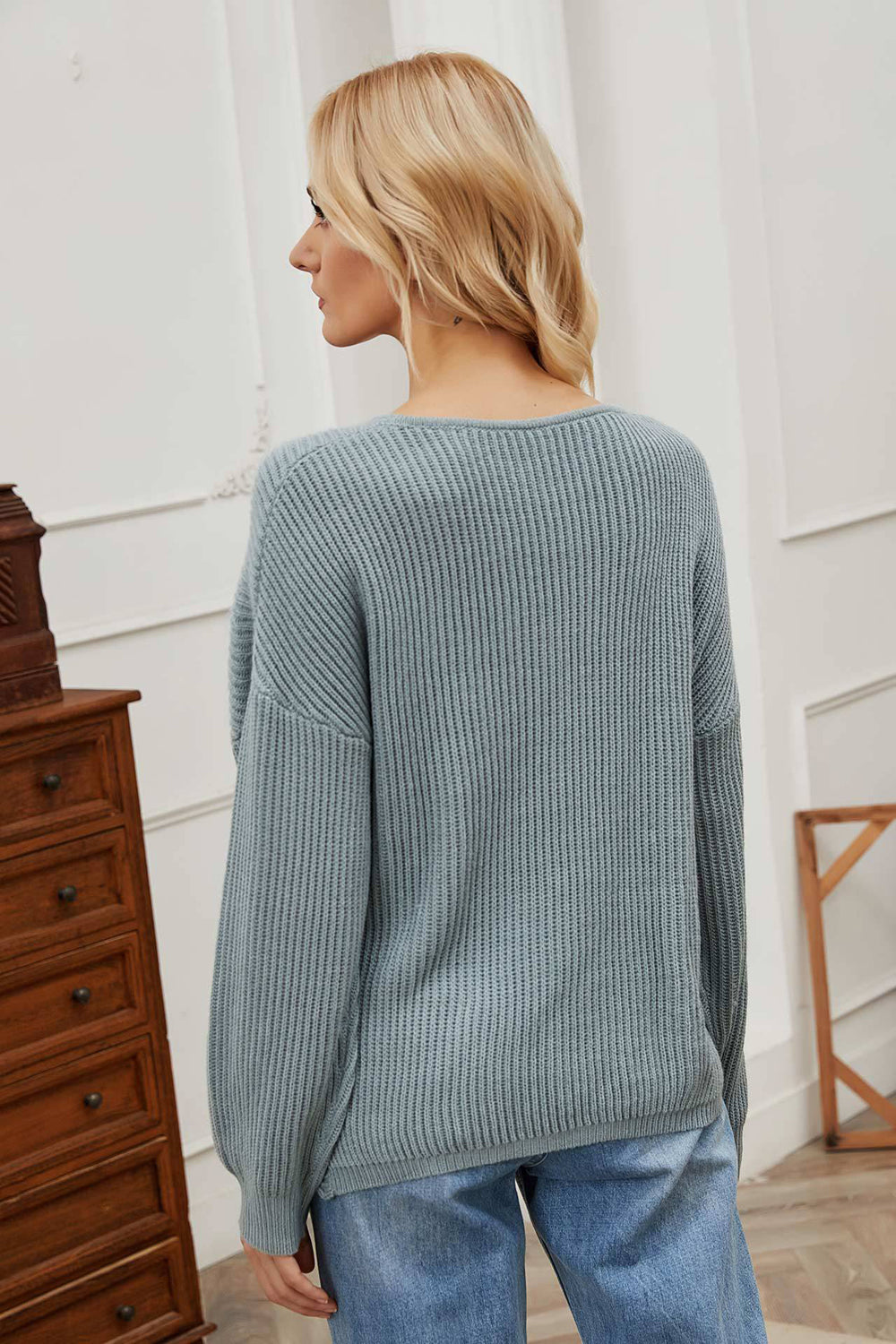 RadyRin Irregular Cross V-neck Long Sleeve Sweater for Elegance