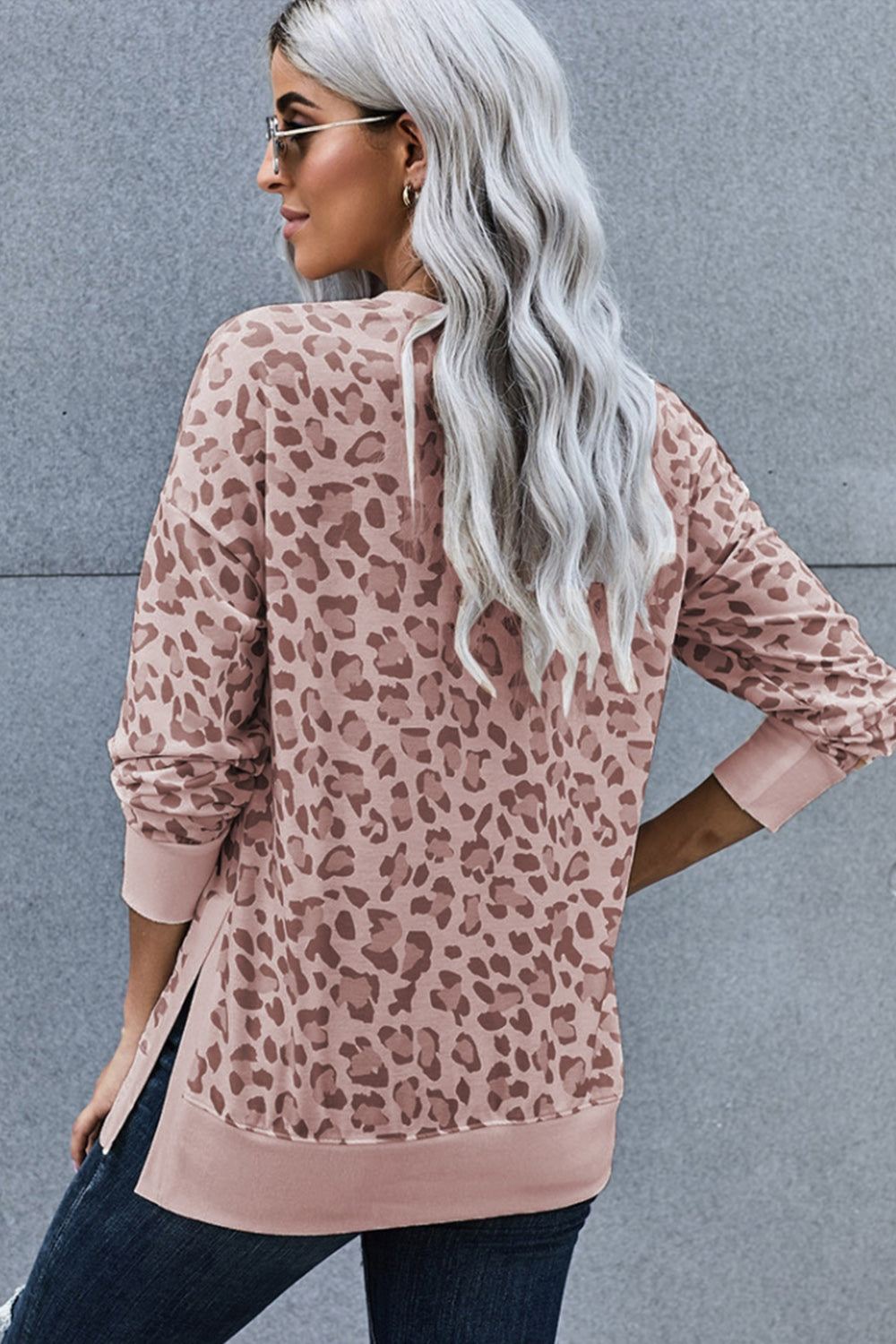 Leopard Print Round Neck Hem Split Top