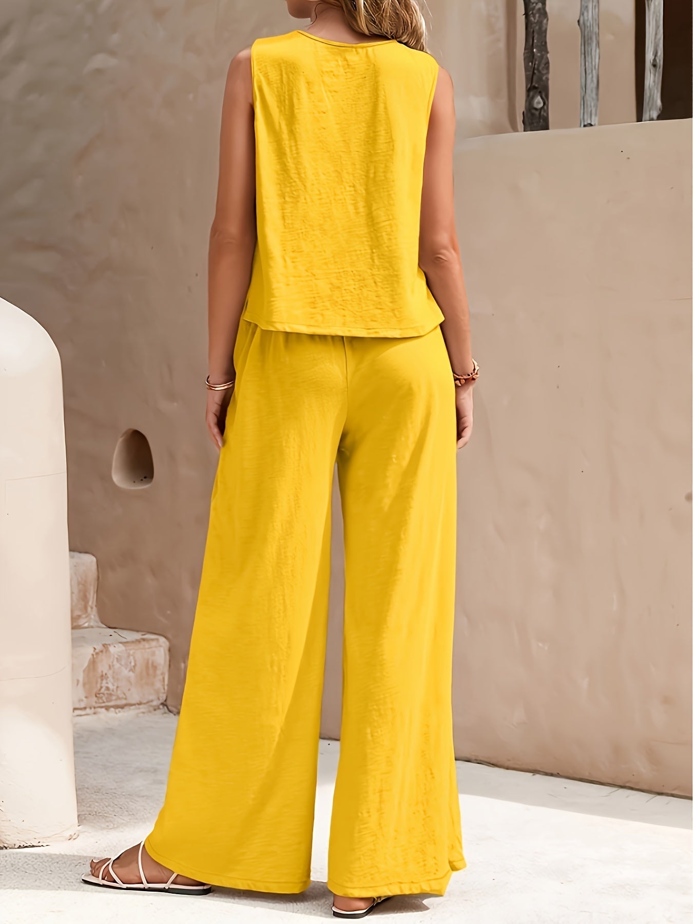 Sleeveless Tank Top & Wide Leg Loose Pants Outfits