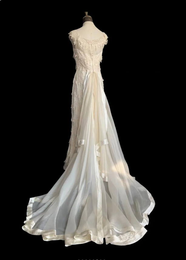 Vintage Ivory Fitted Lace Train Prom Dress Evening Dress Wedding Dress P4233