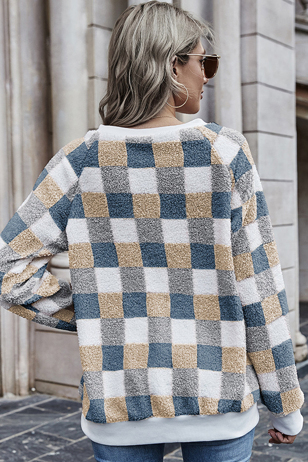 RadyRin Elegant Lamb Sweater for Cozy Sophistication