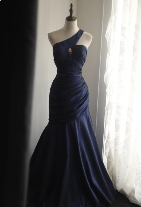 Vintage Navy Blue Mermaid One-shoulder Satin Long Prom Dress Evening Dress P4237