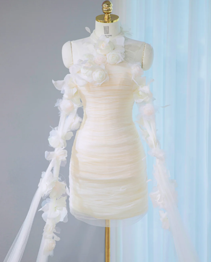 Chic Tulle Pleated Sheath Homecoming Dress Light Champagne Cocktail Dress S307