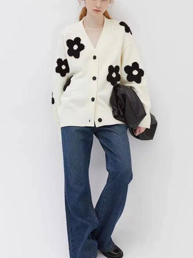 Elegant Jacquard Knit V-Neck Cardigan for Stylish Comfort