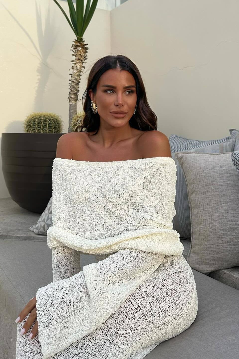 Backless Knit Off-Shoulder Maxi Sweater Dress