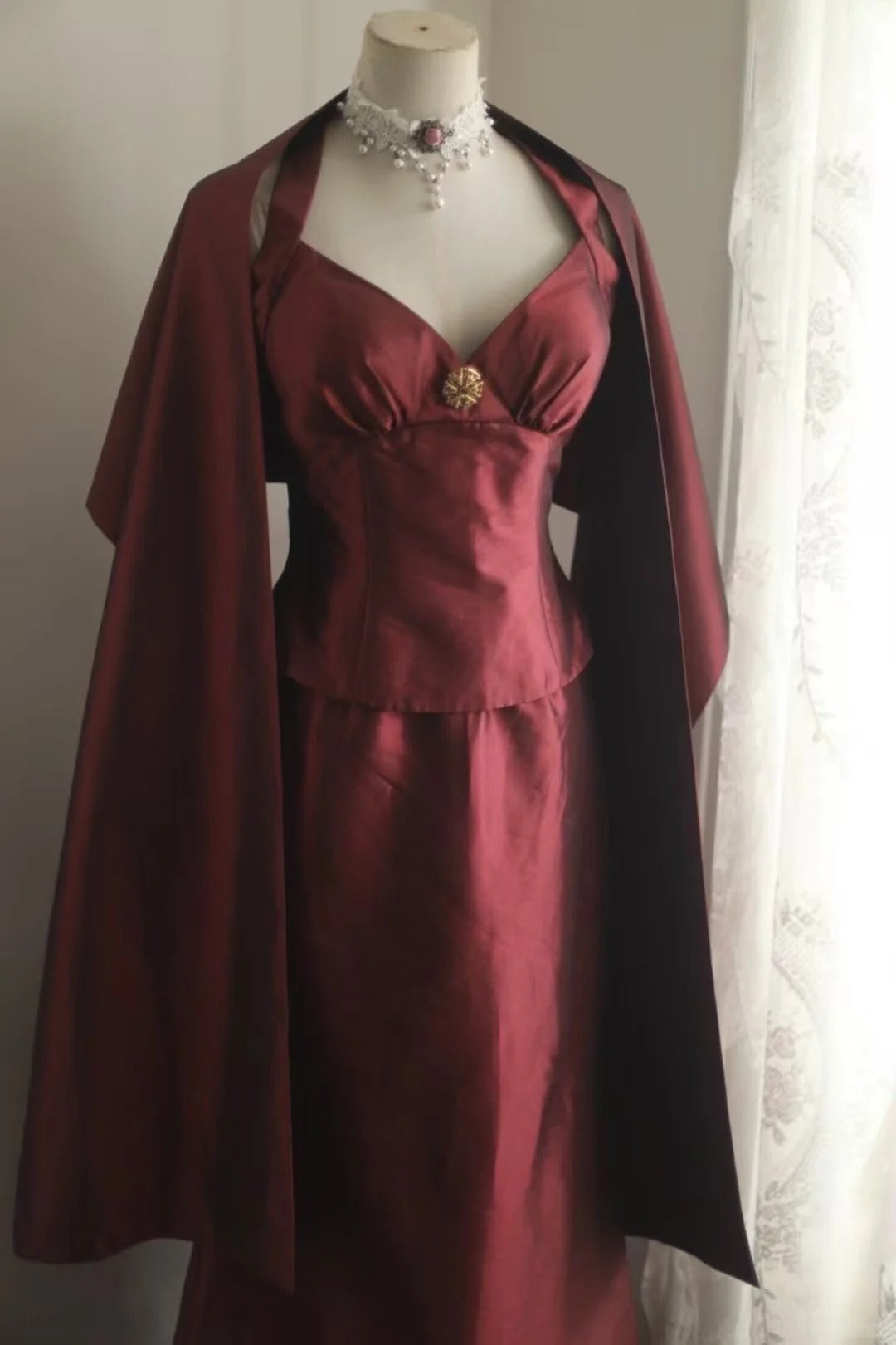 Vintage Burgundy Halter Neck Mermaid Satin Long Prom Dress Evening Dress P4250