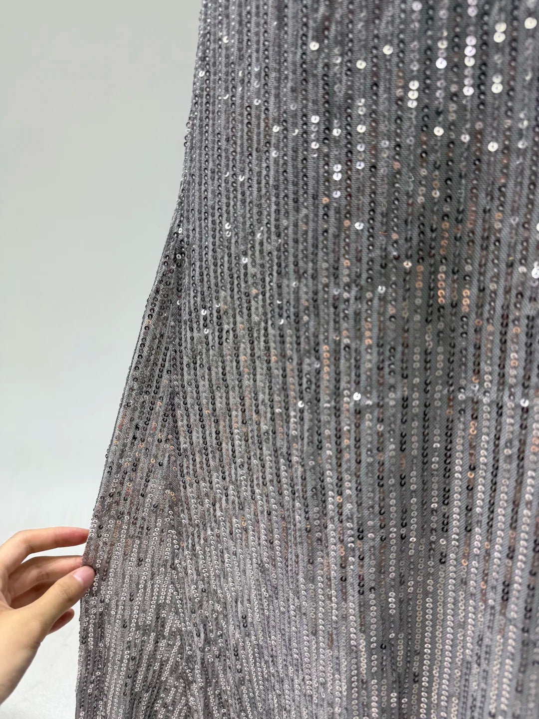 Elegant Grey Mermaid V-neck Sequined Long Prom Dress Evening Dress P4252