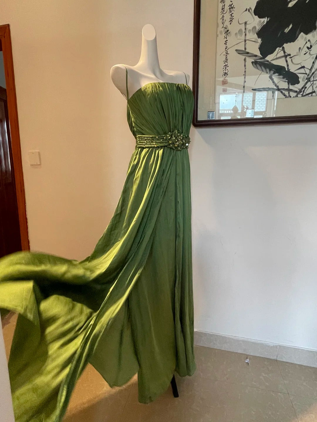 Elegant Green A-line Spaghetti Strap Pleated Beaded Satin Long Prom Dress Evening Dress Bridesmaid Dress P4269