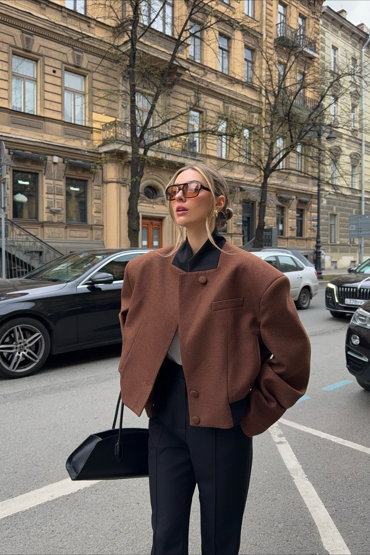 Tailored Padded Shoulder Coat for Sophisticated Style