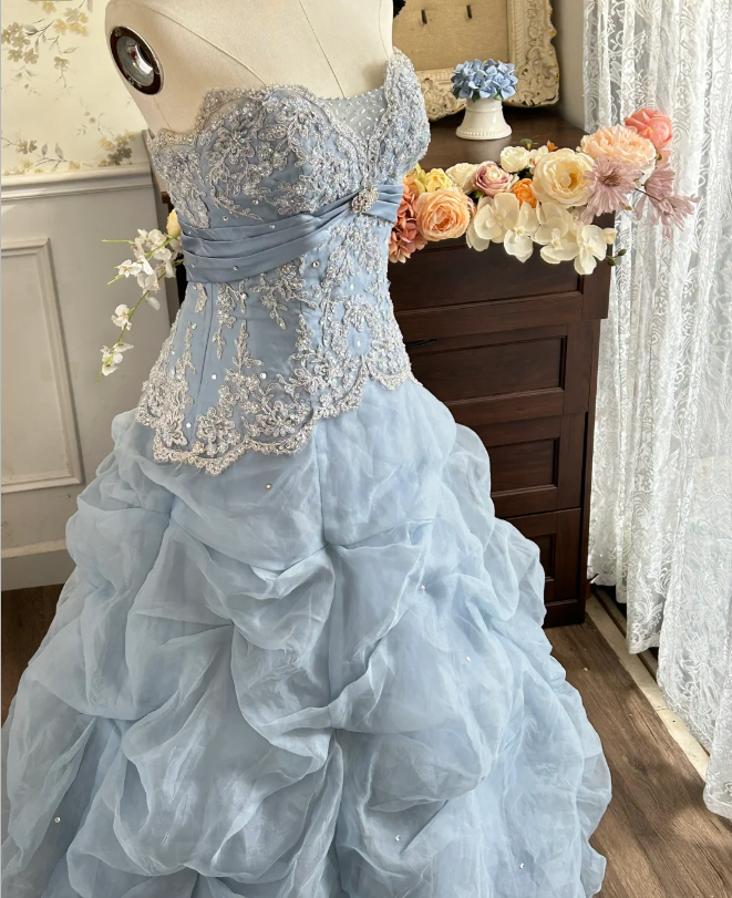 Vintage Princess Light Hazy Blue Strapless Lace Embroidered Tulle Ball Gown Evening Dress P4282