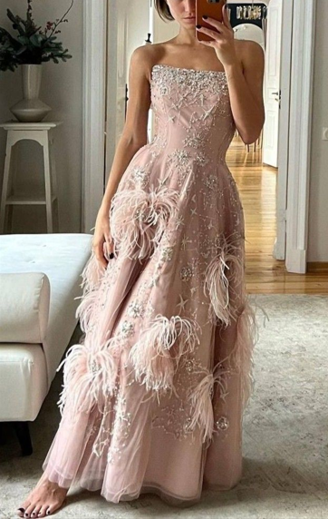 Gorgeous Strapless Pink Tulle Beaded Feathers A Line Long Party Dress Birthday Prom Dresses D1711