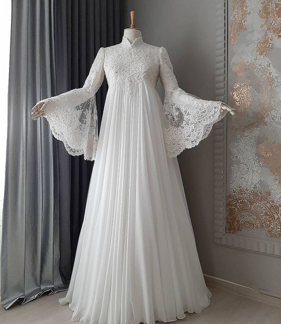 Elegant ivory flare sleeve lace wedding dress