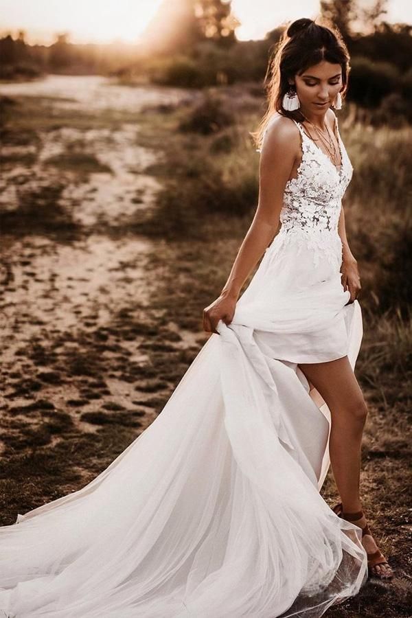 V Neck Tulle Backless Bridal Dress A Line Wedding Dresses With Lace Applique