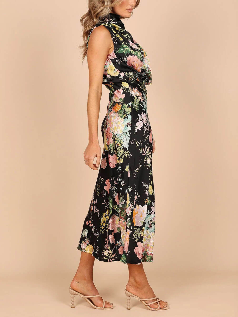 Floral Halter Neck Elastic Waist Maxi Dress - Fashionpara