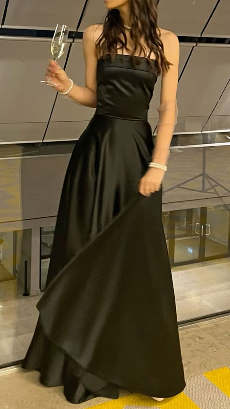 Elegant Strapless Black Satin A Line Long Wedding Guest Dress Formal Party Dress Birthday Outfits D1580