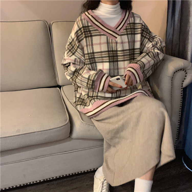 KittenAlarm - Classic V-Neck Plaid Knitted Loose Sweater