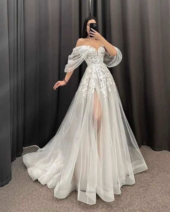 Ivory A-Line Wedding Dresses Women V-Neck Short Sleeves Long Bride Dress