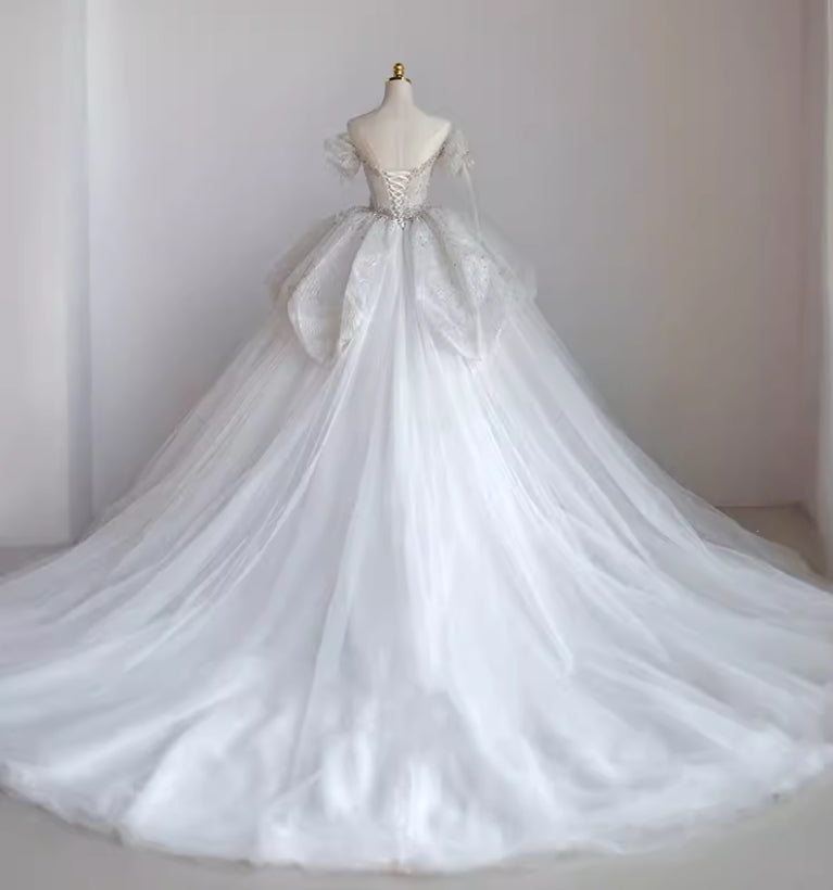 Sparkly Ball Gown Wedding Dresses For Bride 2025 Sweetheart Neckline Beading Sequins Short Sleeve Off The Shoulder Bridal Dresses