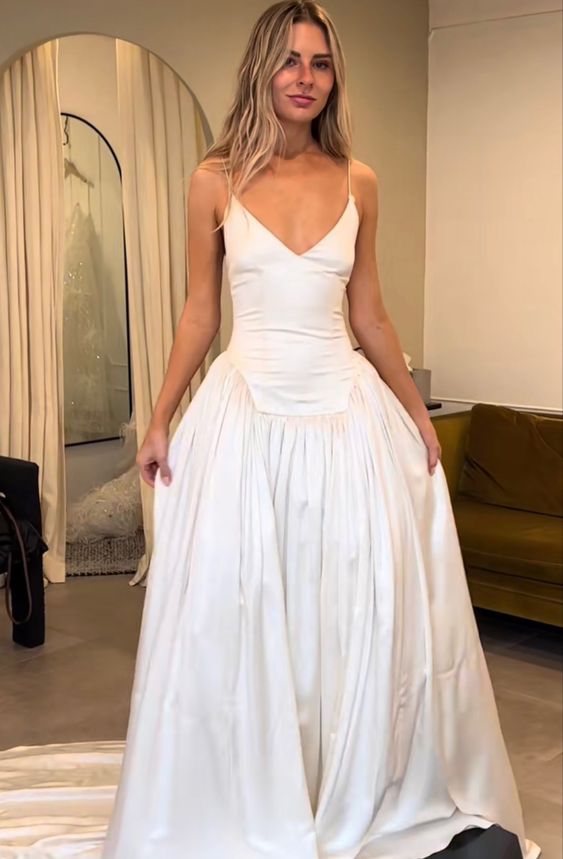 A-Line Wedding Dresses Women V-Neck Long Bride Dress