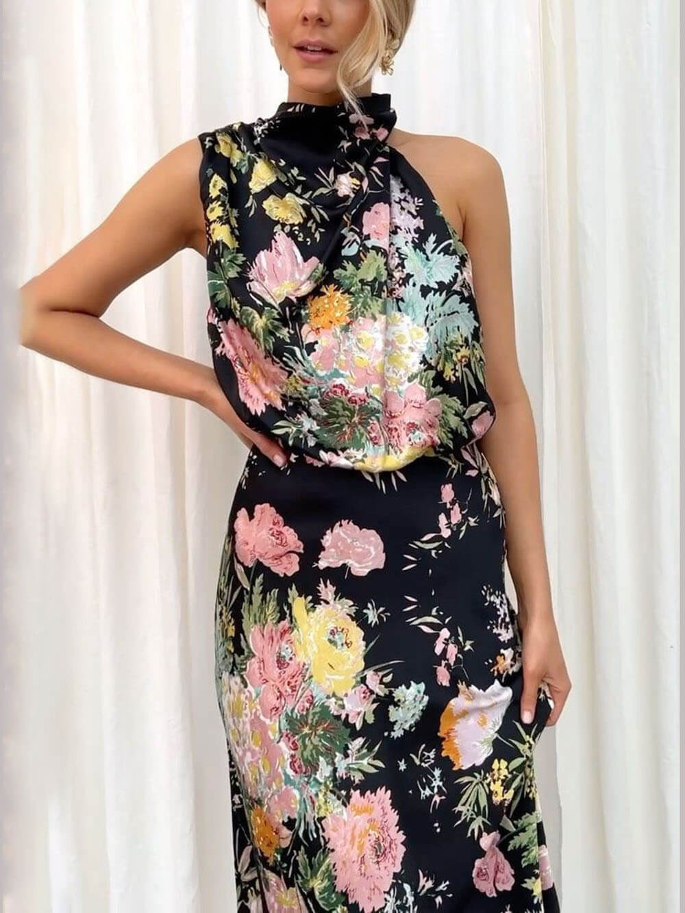 Floral Halter Neck Elastic Waist Maxi Dress - Fashionpara