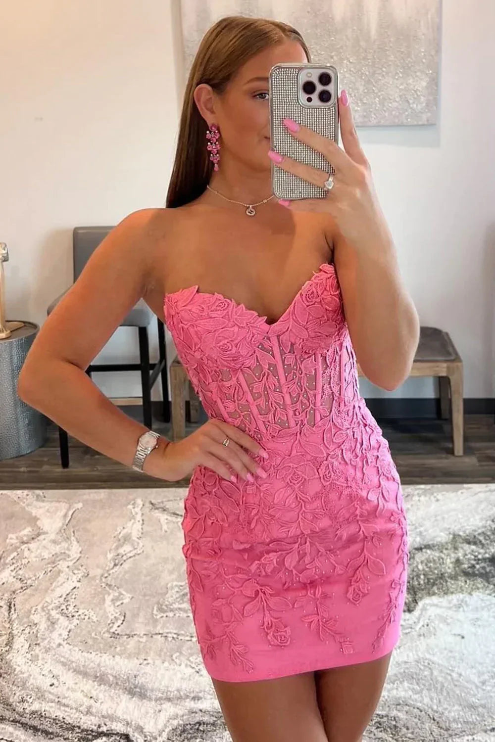 Black Sweetheart Lace Up Short Homecoming Dress with Appliques
