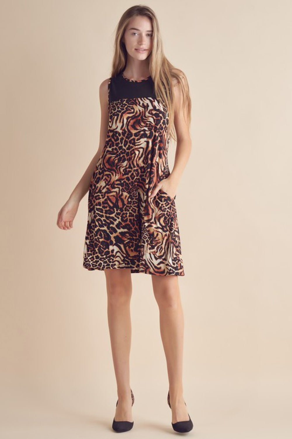 Yelete Full Size Animal Print Round Neck Sleeveless Dress with Pockets - Fashionpara