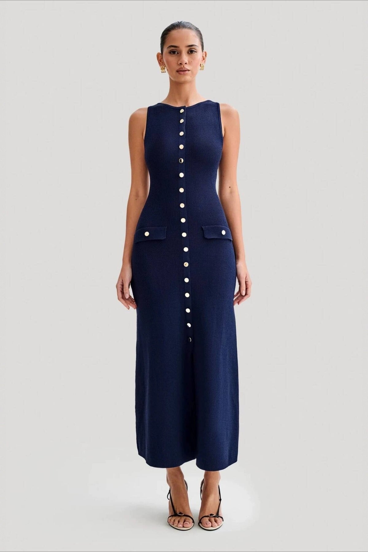 Sleeveless Round Neck Knit Sweater Dress 2