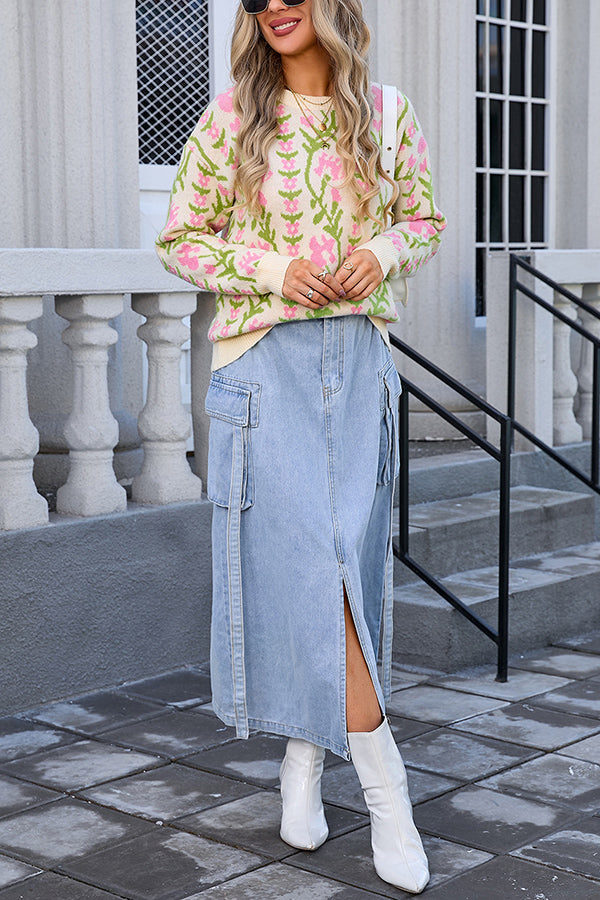 Lady Rin Floral Knitted Crew Neck Sweater for Casual Elegance