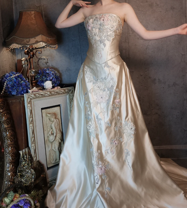 Vintage Champagne Gold A-line Strapless Embroidered Satin Train Prom Dress Evening Dress P4324